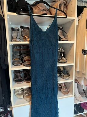 Sleeveless Teal Knit Maxi Dress with V-Neck